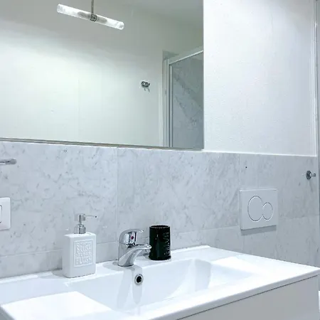 The Boutique - Marghera, M1 Wagner * Μιλάνο